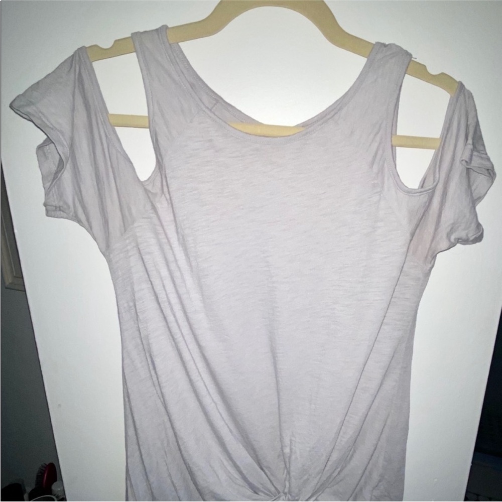 BP Gray Cold Shoulder Knot Tee - Picture 2 of 4
